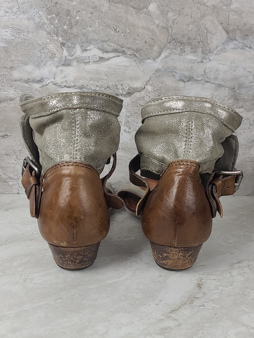 Miz Mooz CALI Distressed Metallic Silver Leather Ankle Wrap Strap Sandals 39 - Picture 7 of 16